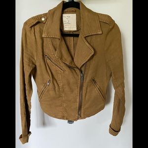 Free People cropped zipped jacket size 2